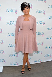 Kris Jenner feet photo thumbnail