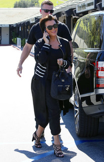 Kris Jenner feet photo thumbnail