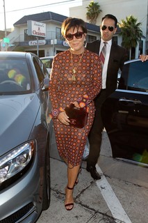Kris Jenner feet photo thumbnail
