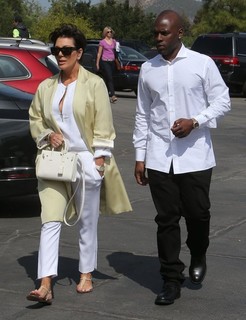 Kris Jenner feet photo thumbnail