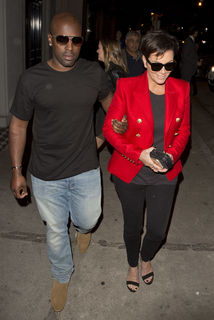 Kris Jenner feet photo thumbnail