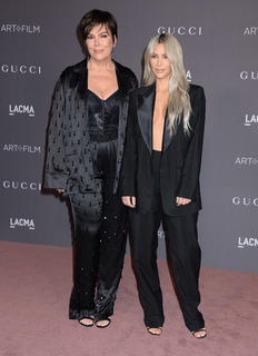 Kris Jenner feet photo thumbnail
