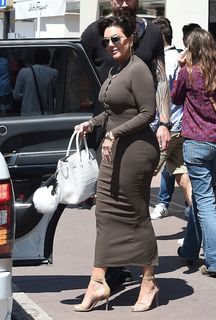 Kris Jenner feet photo thumbnail
