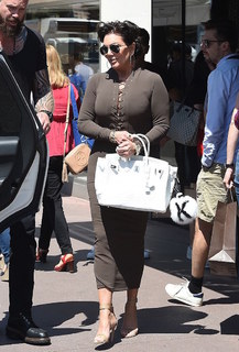 Kris Jenner feet photo thumbnail
