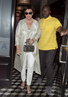 Kris Jenner feet photo thumbnail