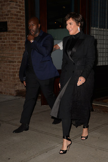 Kris Jenner feet photo thumbnail