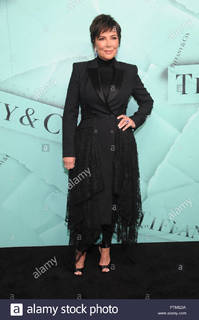 Kris Jenner feet photo thumbnail