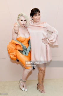 Kris Jenner feet photo thumbnail