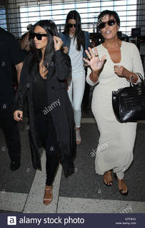 Kris Jenner feet photo thumbnail
