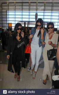 Kris Jenner feet photo thumbnail