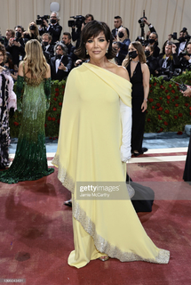 Kris Jenner feet photo thumbnail