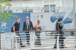 Kris Jenner feet photo thumbnail