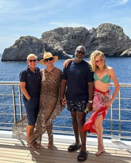 Kris Jenner feet photo thumbnail