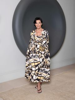 Kris Jenner feet photo thumbnail