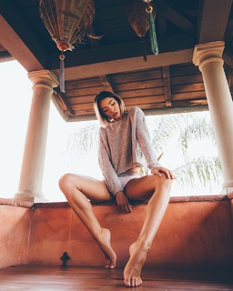 Krisondra Daigneault feet photo thumbnail