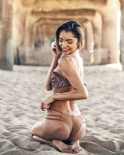 Krisondra Daigneault feet photo thumbnail