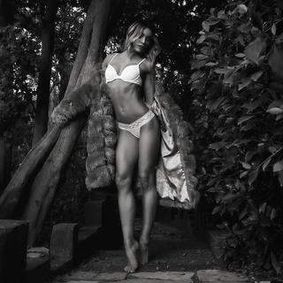 Krisondra Daigneault feet photo thumbnail