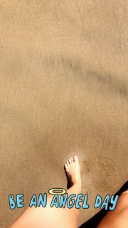 Krisondra Daigneault feet photo thumbnail