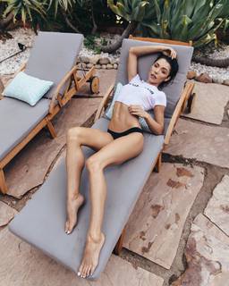 Krisondra Daigneault feet photo thumbnail