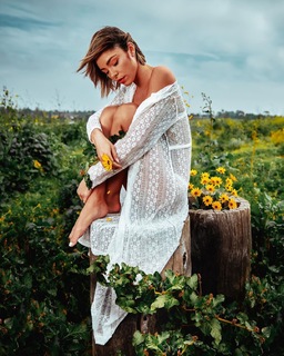 Krisondra Daigneault feet photo thumbnail