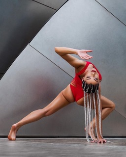 Krisondra Daigneault feet photo thumbnail