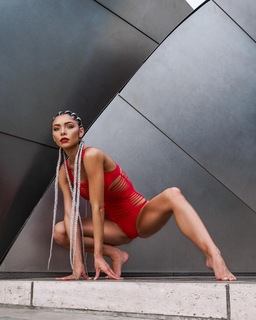 Krisondra Daigneault feet photo thumbnail