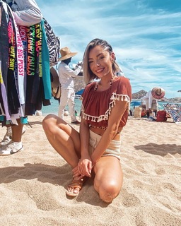 Krisondra Daigneault feet photo thumbnail