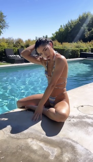 Krisondra Daigneault feet photo thumbnail