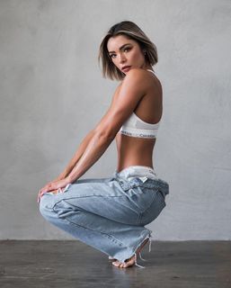 Krisondra Daigneault feet photo thumbnail