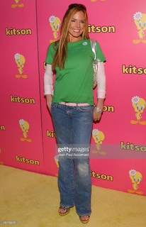 Krista Allen feet photo thumbnail