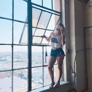 Krista Kalmus feet photo 5