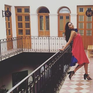 Kristal Silva feet photo thumbnail