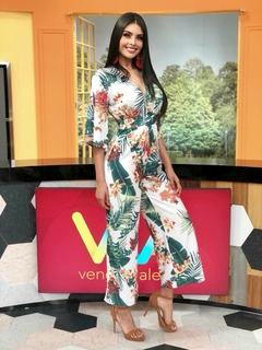 Kristal Silva feet photo thumbnail