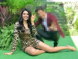 Kristal Silva feet photo thumbnail