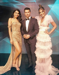 Kristal Silva feet photo thumbnail