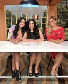 Kristal Silva feet photo thumbnail