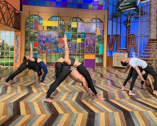 Kristal Silva feet photo thumbnail