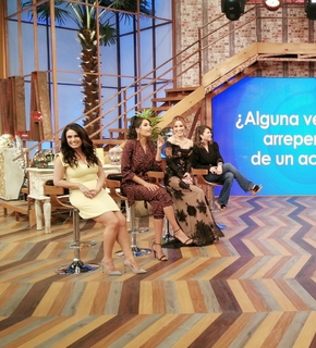 Kristal Silva feet photo thumbnail