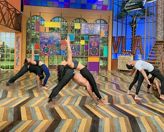 Kristal Silva feet photo thumbnail