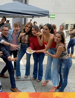 Kristal Silva feet photo thumbnail