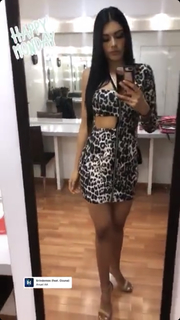 Kristal Silva feet photo thumbnail