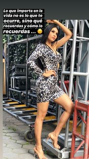 Kristal Silva feet photo thumbnail