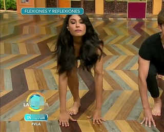 Kristal Silva feet photo thumbnail