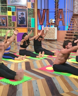 Kristal Silva feet photo thumbnail