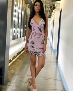 Kristal Silva feet photo thumbnail