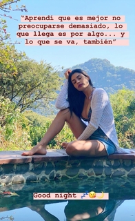 Kristal Silva feet photo thumbnail