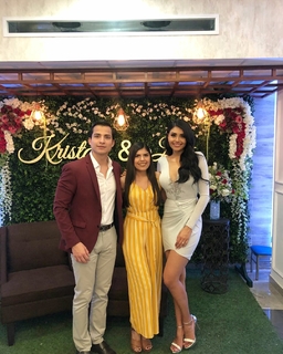 Kristal Silva feet photo thumbnail