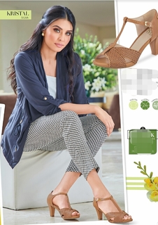 Kristal Silva feet photo thumbnail