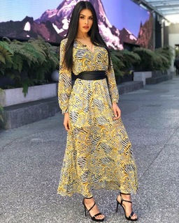 Kristal Silva feet photo thumbnail