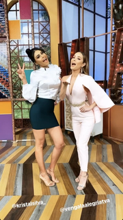 Kristal Silva feet photo thumbnail